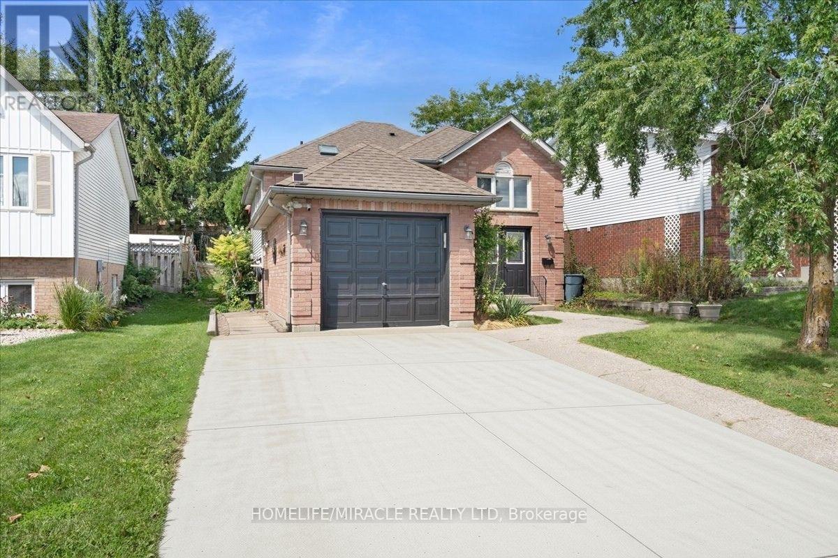 150 BANKSIDE DRIVE, Kitchener, Ontario