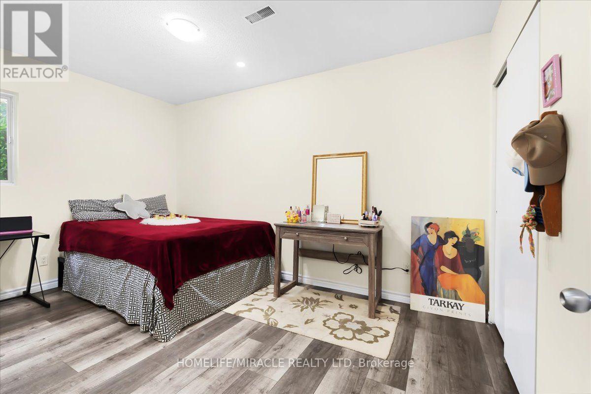 150 Bankside Drive, Kitchener, Ontario  N2N 3E4 - Photo 24 - X13728166