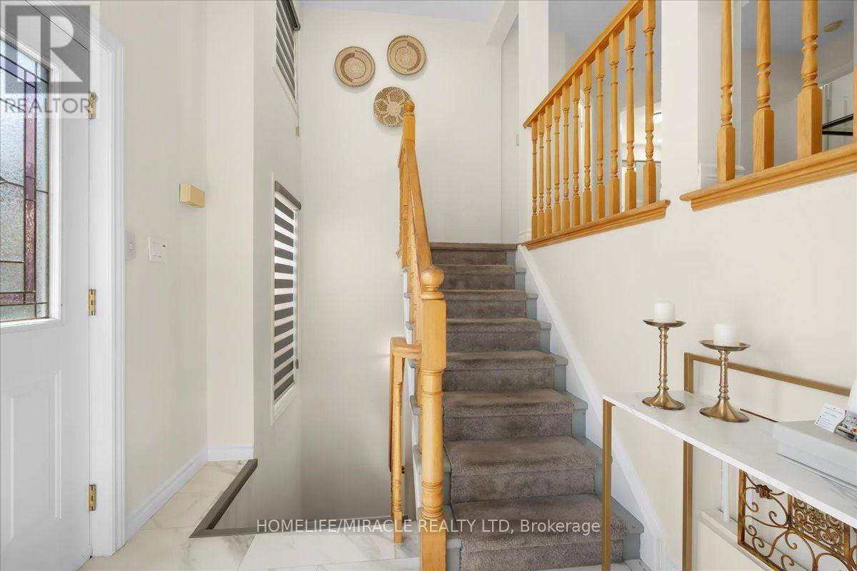150 Bankside Drive, Kitchener, Ontario  N2N 3E4 - Photo 5 - X13728166
