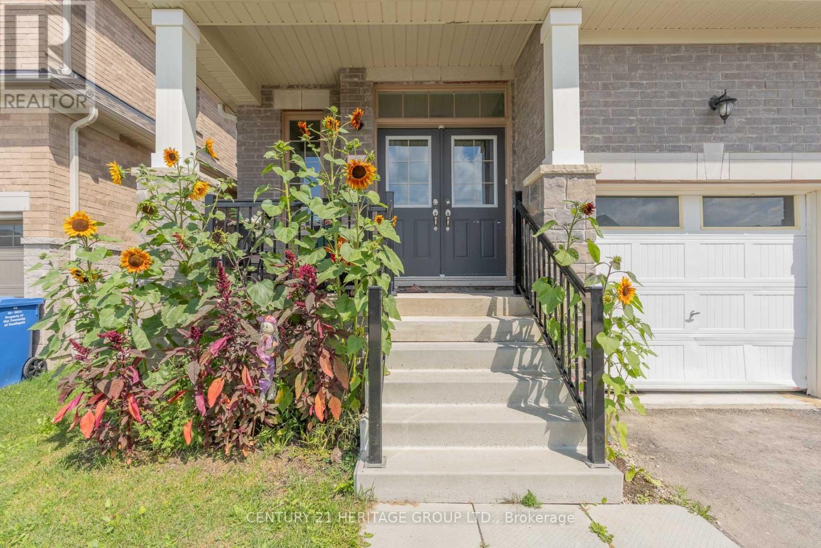 35 Corbett Street, Southgate, Ontario  N0C 1B0 - Photo 2 - X13728178