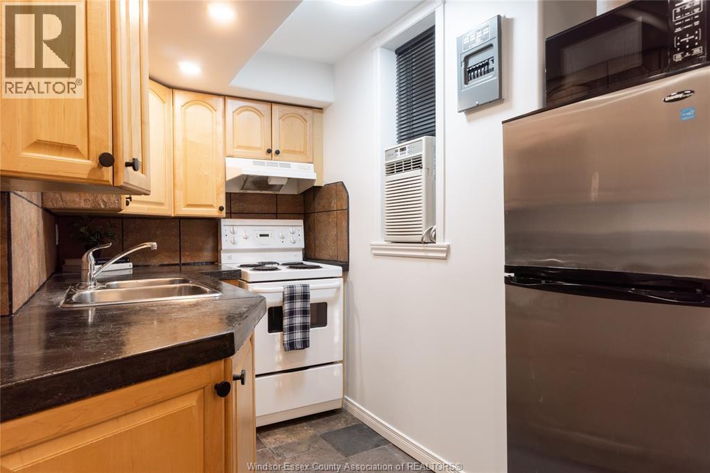 269 Randolph Place Unit# 9, Windsor, Ontario  N9B 2T2 - Photo 6 - 26021188