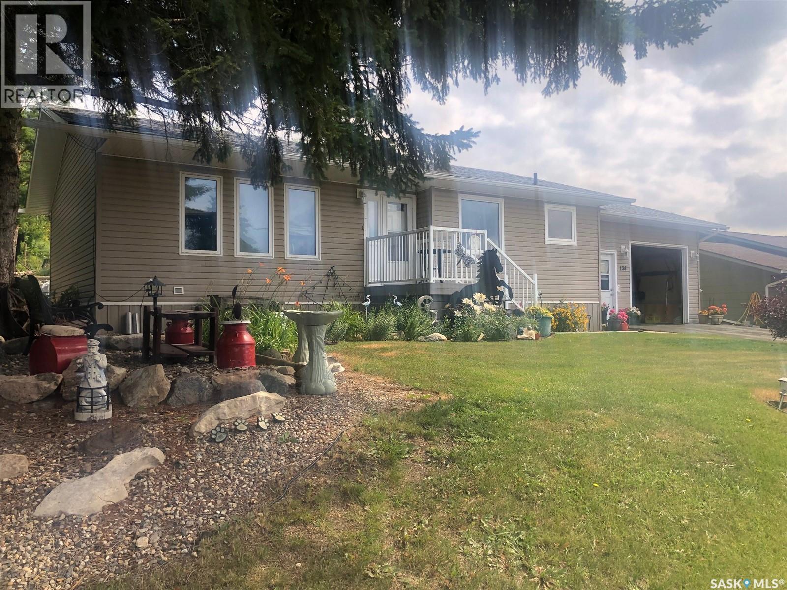138 Hudson Street, Sturgis, Saskatchewan  S0A 4A0 - Photo 2 - SK047076