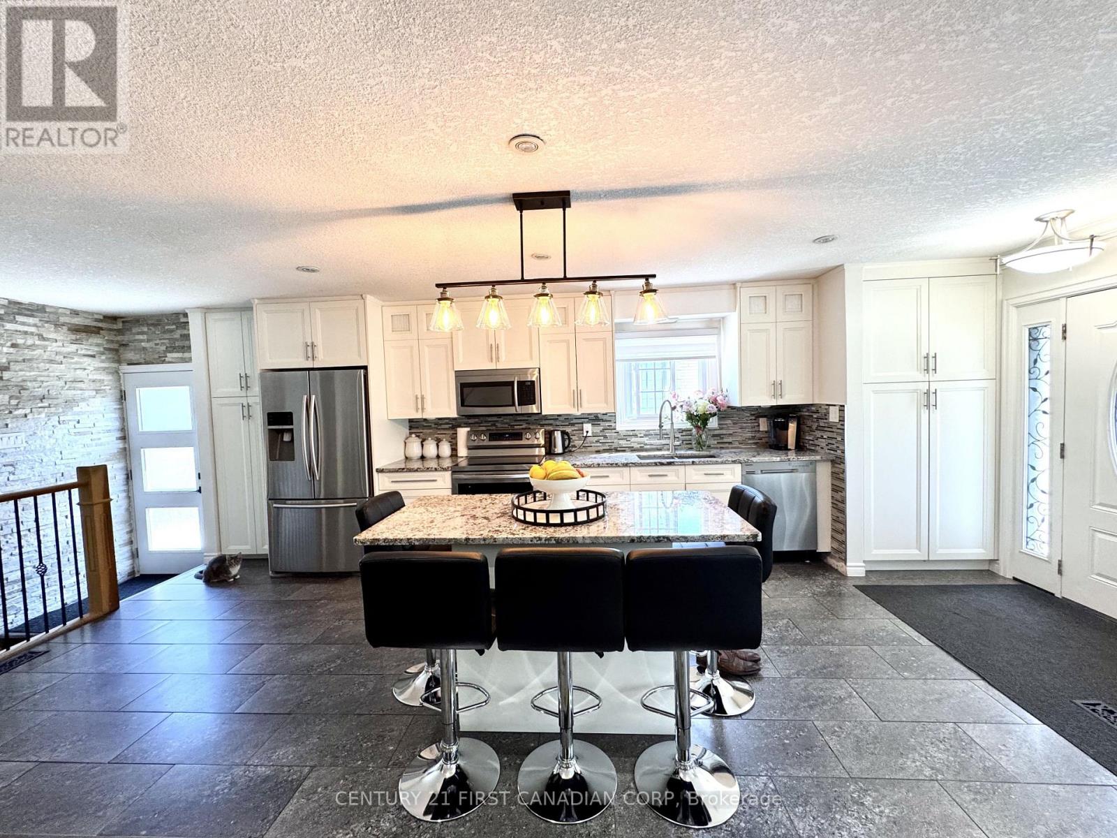 28 Sasha Crescent, London South, Ontario  N6E 2M5 - Photo 7 - X13728330