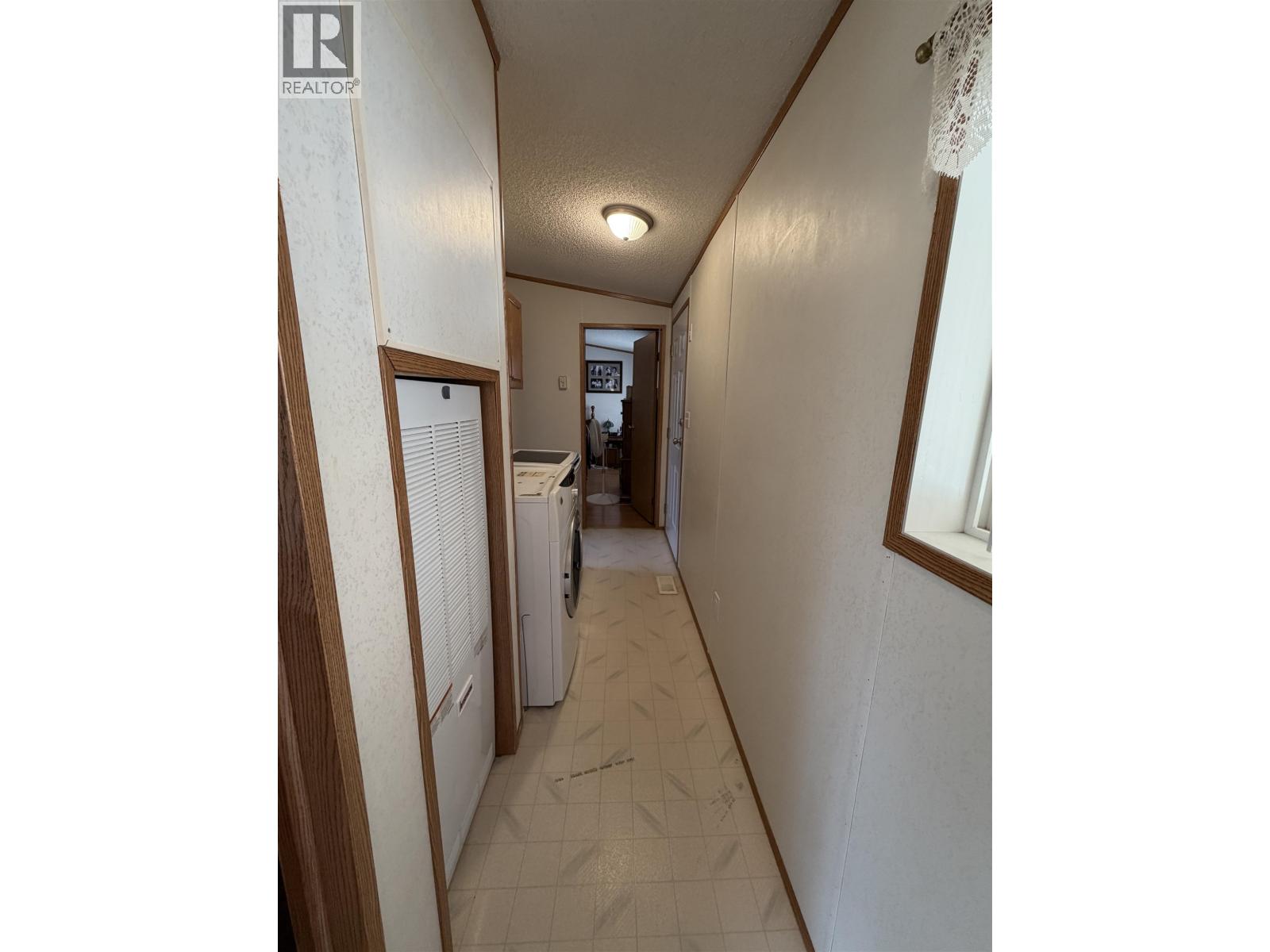 4580 Canim Hendrix Road, 100 Mile House, British Columbia  V0K 1M0 - Photo 7 - R3159463