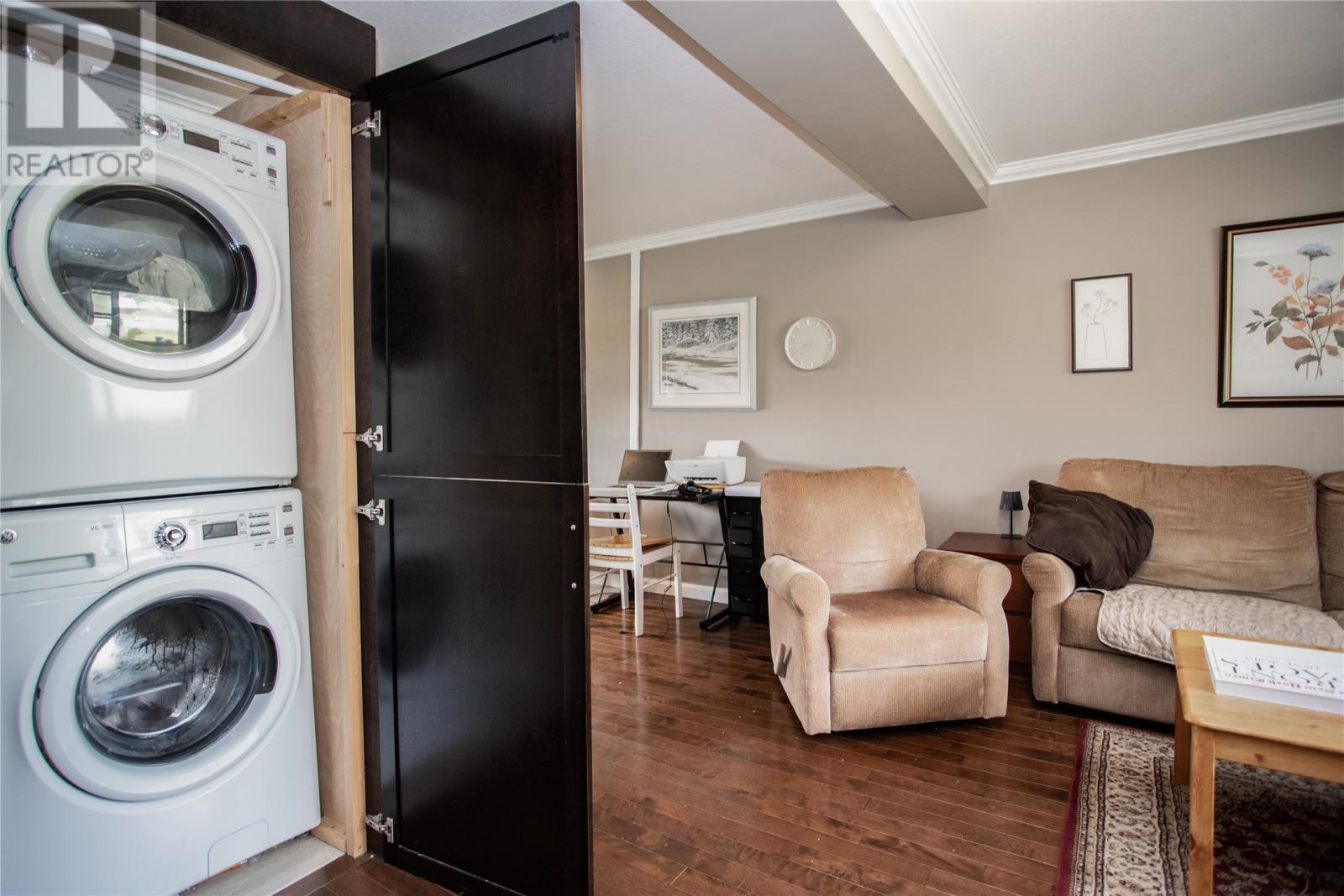 1543 Topsail Road Unit#3, Paradise — photo 8