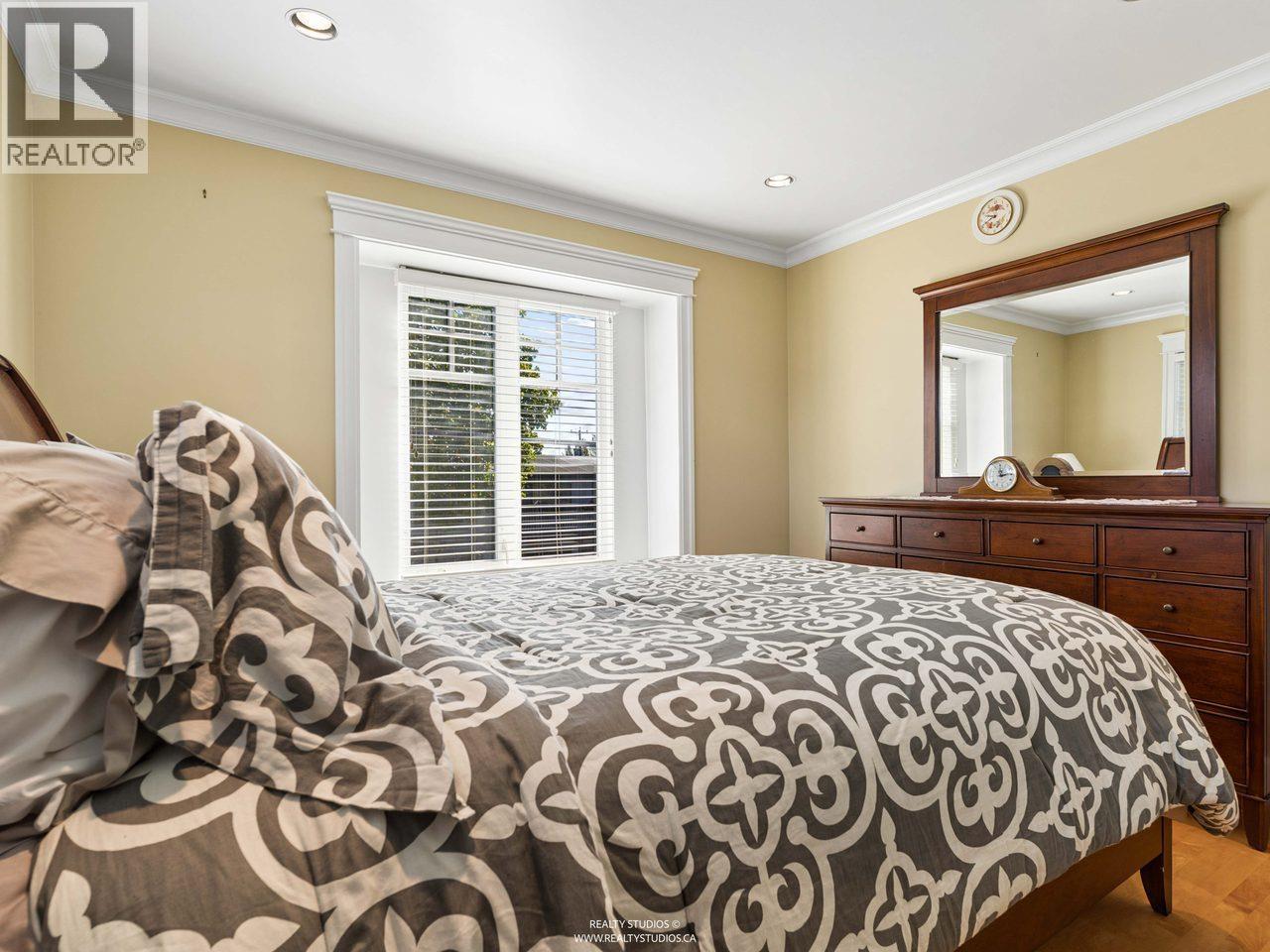 255 Carleton Avenue, Burnaby, British Columbia  V5C 6S9 - Photo 19 - R3159947