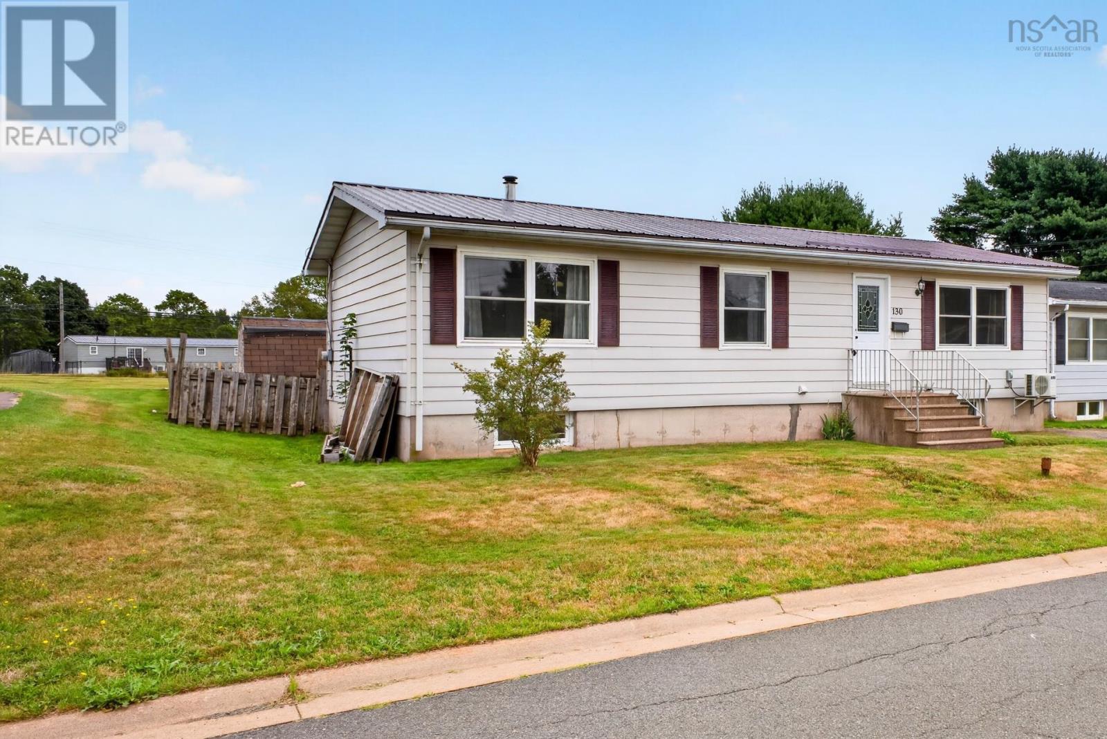 130 Passchendaele Avenue, Debert, Nova Scotia  B0M 1G0 - Photo 1 - 202621966