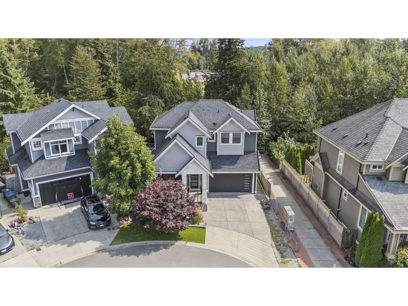 120 169a Street, Surrey, British Columbia  V3Z 1N1 - Photo 3 - R3159974
