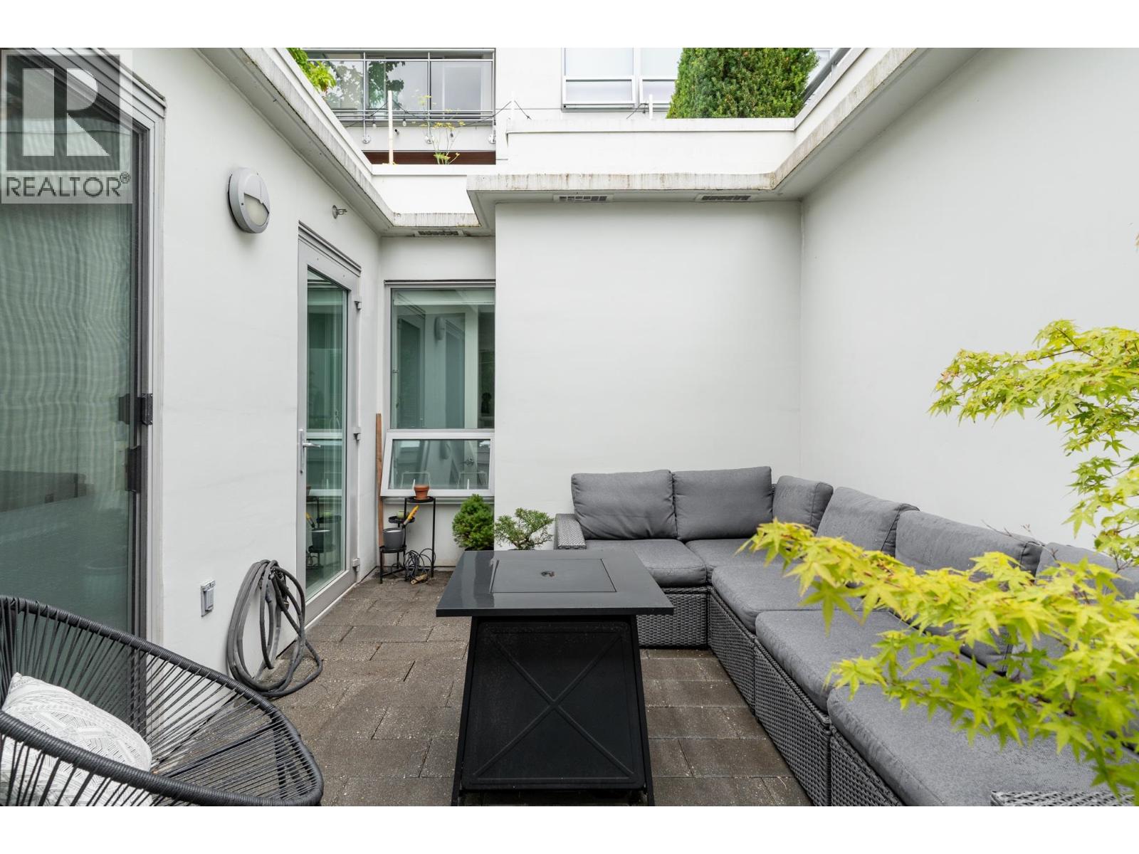 182 E 17th Avenue, Vancouver, British Columbia  V5V 1A4 - Photo 30 - R3159748
