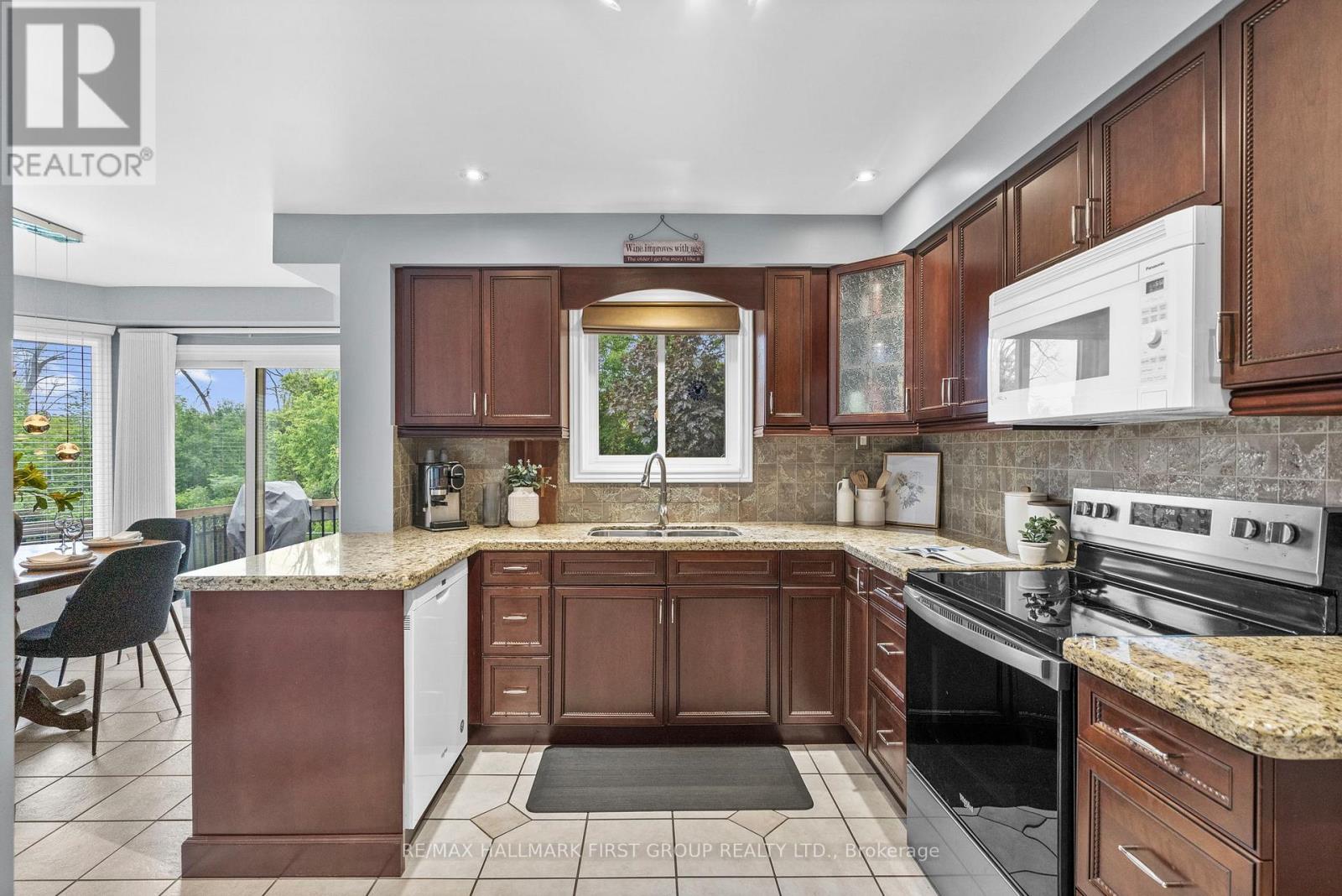 60 Spiers Crescent, Ajax, Ontario L1S 6Y6 - Photo 8 - E13726932