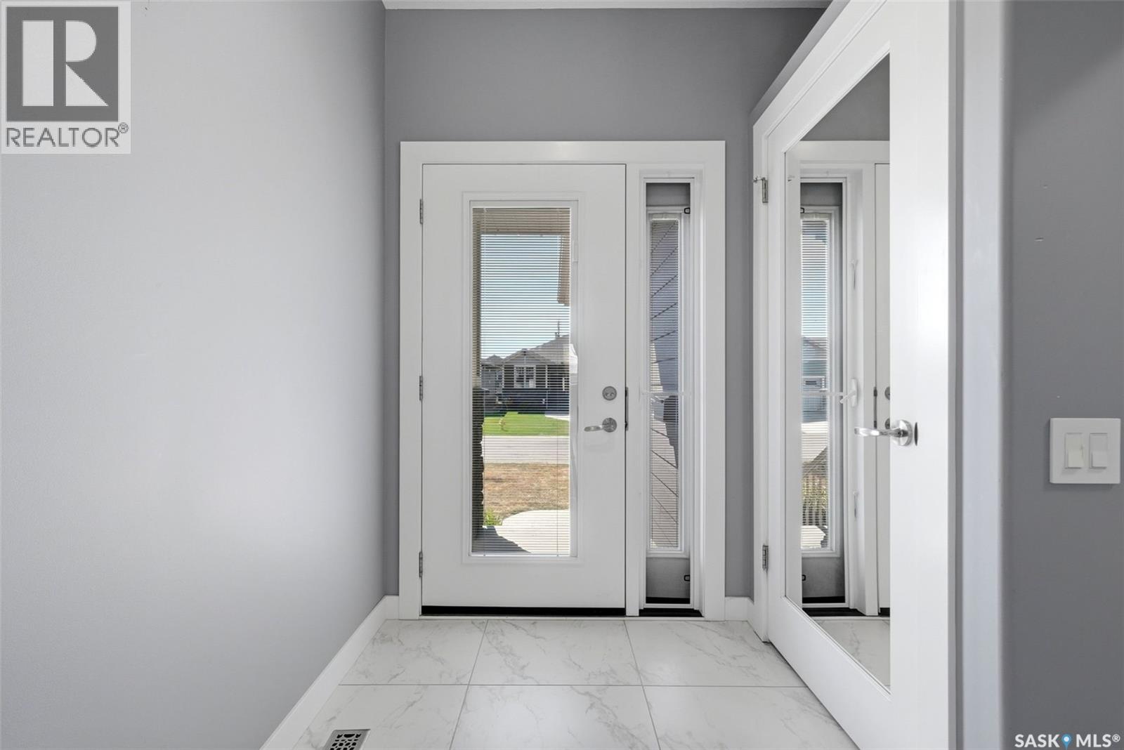 4106 Timber Creek Place, Regina, Saskatchewan  S4V 3G7 - Photo 4 - SK047089
