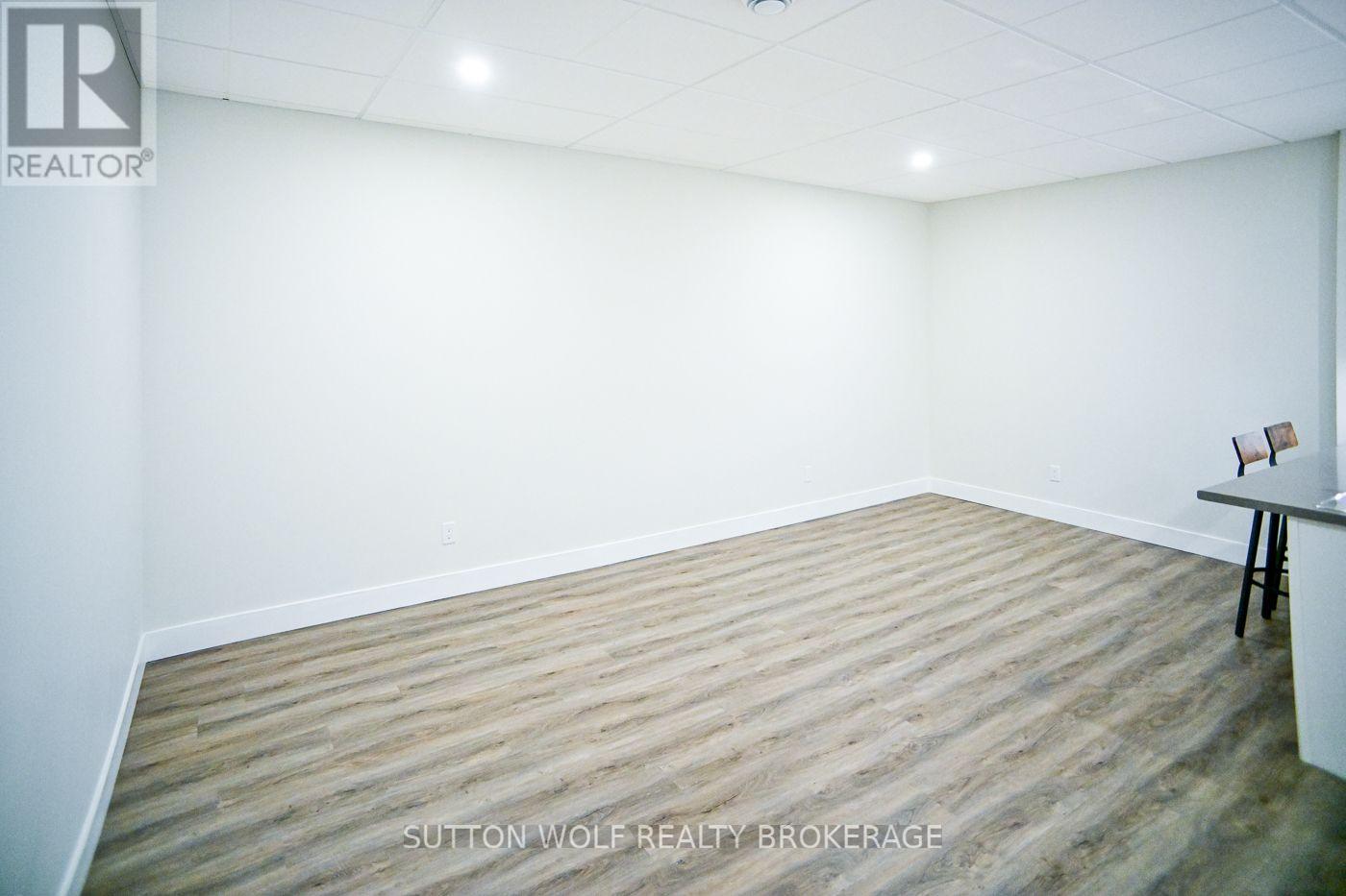 301 - 19 Centre Street W, Strathroy-Caradoc, Ontario N7G 1Y5 - Photo 14 - X13728430