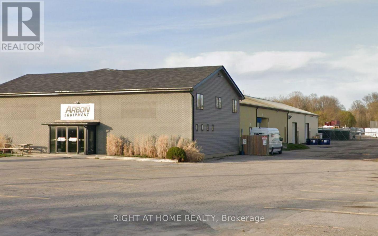1464 Crumlin Side Road, London East, Ontario N5V 1S1 - Photo 2 - X13728524