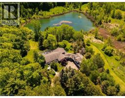 2360 8 Side Road, Burlington, Ontario