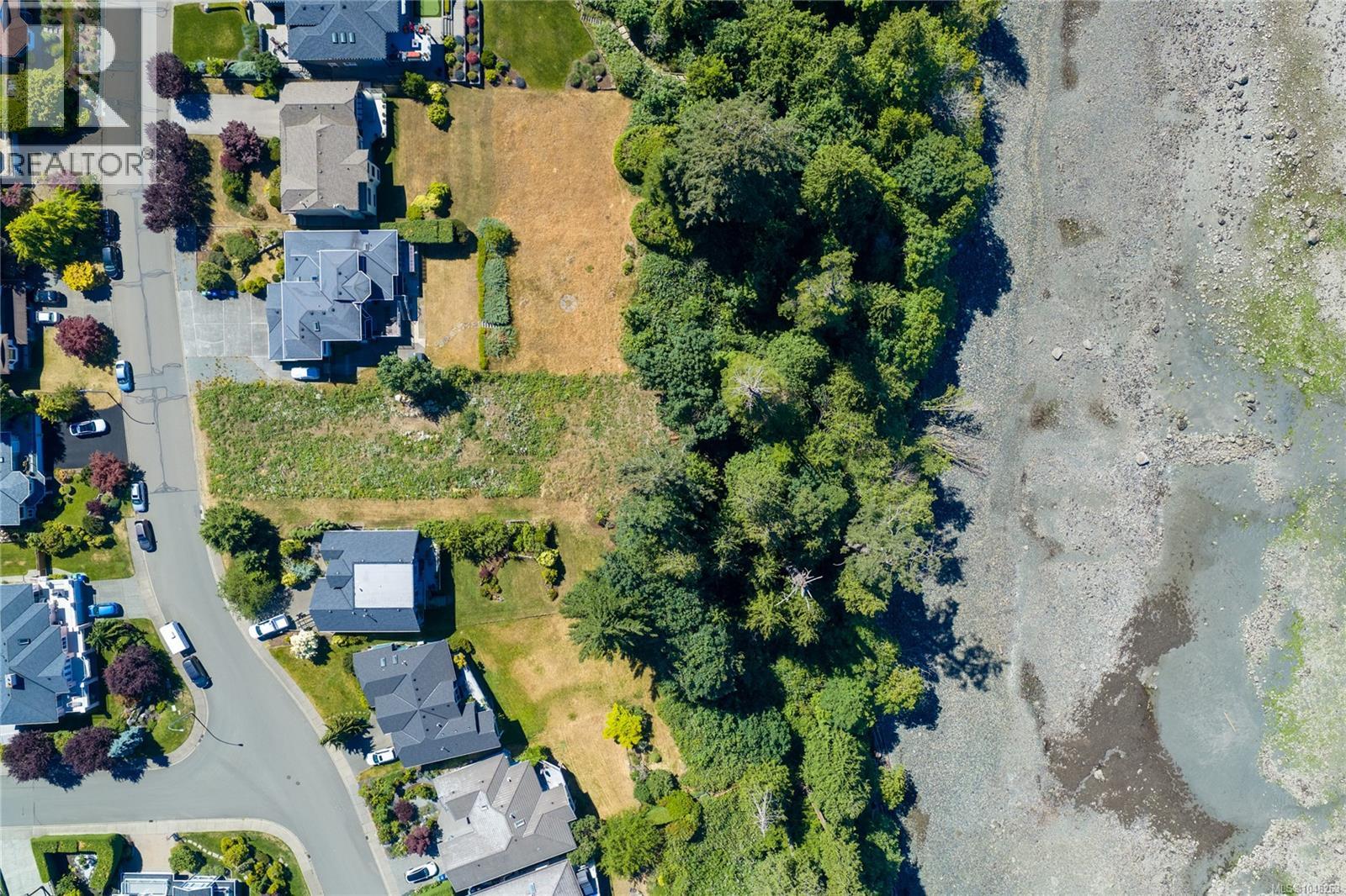 5402 Bayshore Dr, Nanaimo, British Columbia  V9V 1G8 - Photo 1 - 1048263