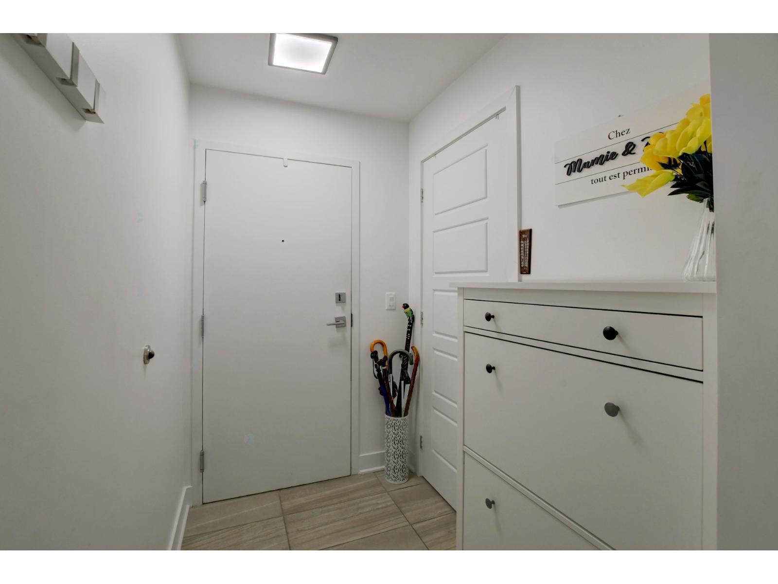 90 Rue Toe-Blake|#102 Vaudreuil-Dorion Quebec Canada J7V0B8 4