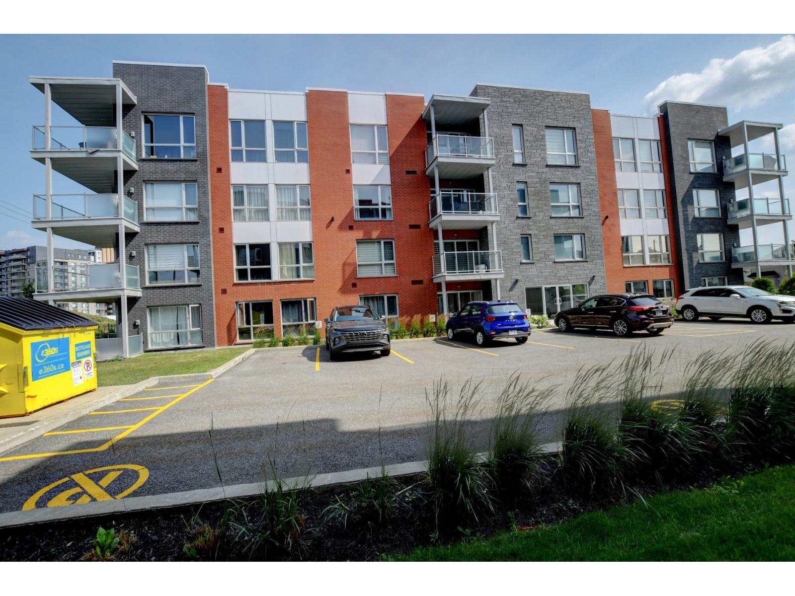 90 Rue Toe-Blake|#102 Vaudreuil-Dorion Quebec Canada J7V0B8 3