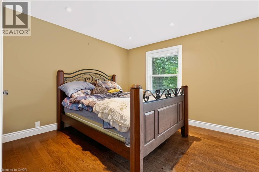 1046 Shepherds Drive, Burlington, Ontario  L7T 3R3 - Photo 17 - 40859257