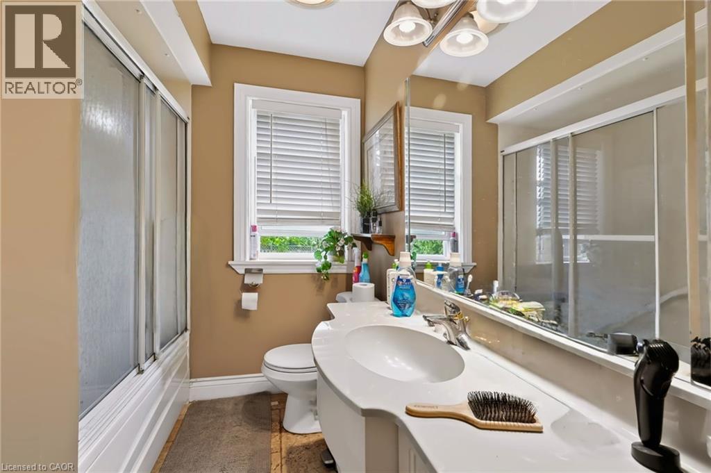 1046 Shepherds Drive, Burlington, Ontario  L7T 3R3 - Photo 23 - 40859257