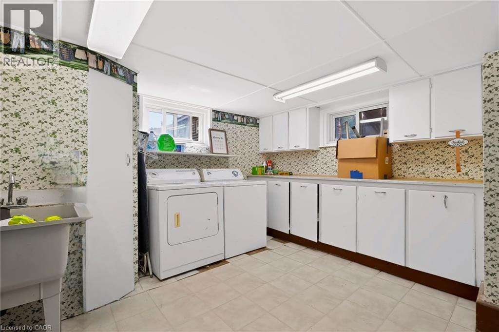 1046 Shepherds Drive, Burlington, Ontario  L7T 3R3 - Photo 24 - 40859257