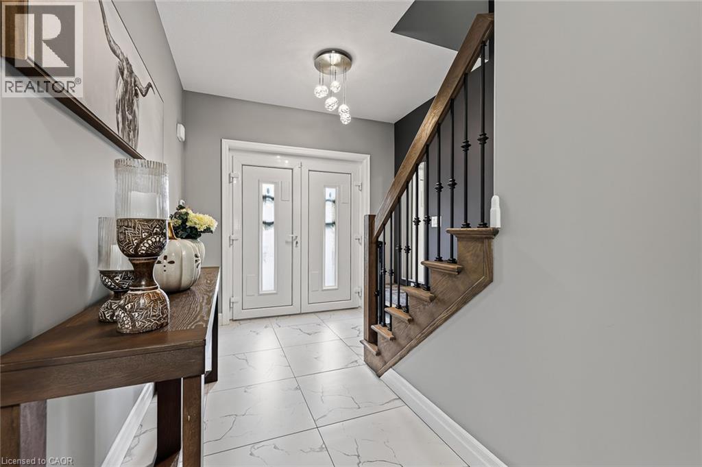 9 Gibbons Road, Paris, Ontario  N3L 0E9 - Photo 5 - 40858230