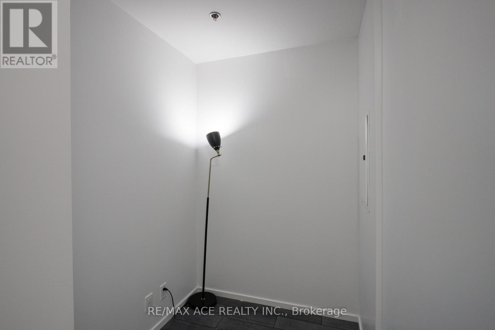 3010 - 5 St Joseph Street, Toronto, Ontario  M4Y 1Z3 - Photo 16 - C13728500