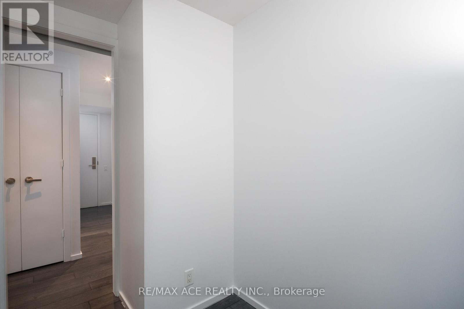 3010 - 5 St Joseph Street, Toronto, Ontario  M4Y 1Z3 - Photo 17 - C13728500