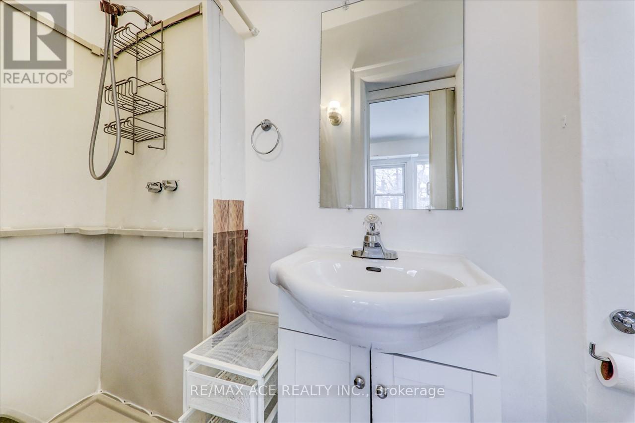 1 - Flr2 - 173 Spadina Road, Toronto, Ontario M5R 2T9 - Photo 16 - C13728532