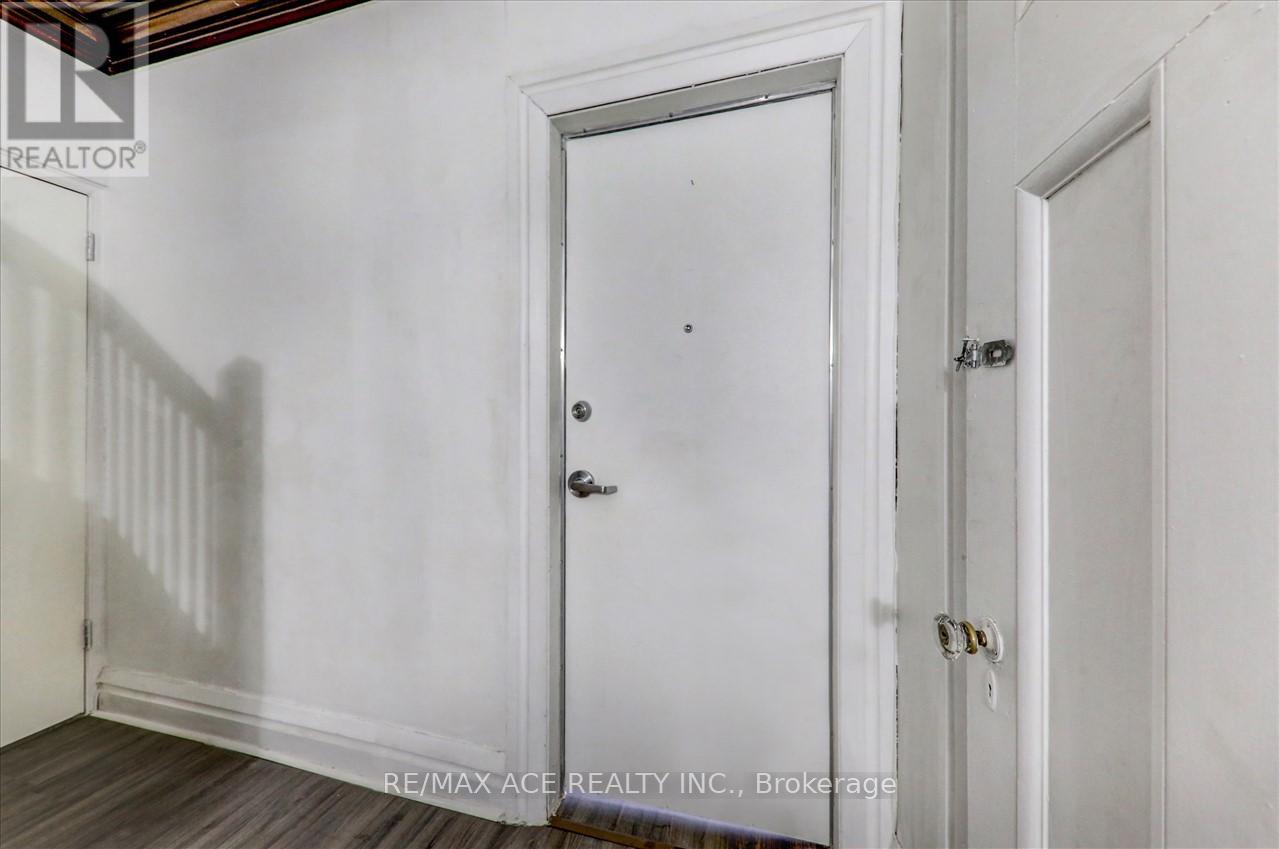 1 - Flr2 - 173 Spadina Road, Toronto, Ontario M5R 2T9 - Photo 5 - C13728532