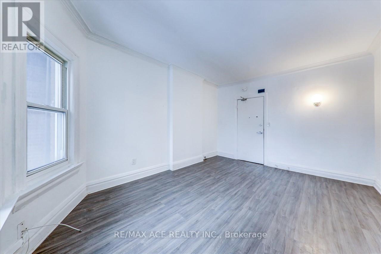 1 - Flr2 - 173 Spadina Road, Toronto, Ontario M5R 2T9 - Photo 9 - C13728532