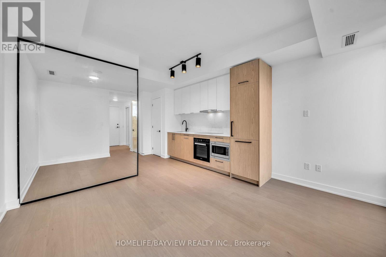 711 - 91 Montclair Avenue, Toronto, Ontario  M5P 0B1 - Photo 3 - C13728566