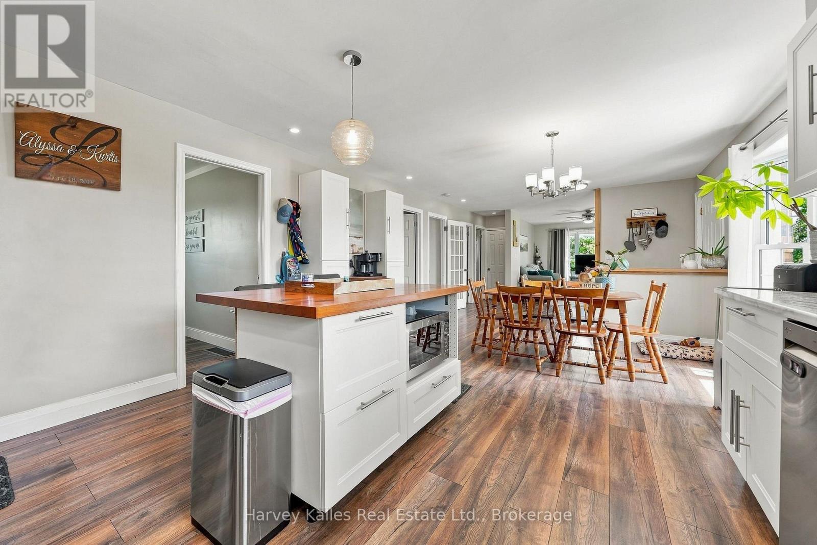 3437 County Rd 2 Road, Prince Edward County, Ontario  K0K 1A0 - Photo 10 - X13728518