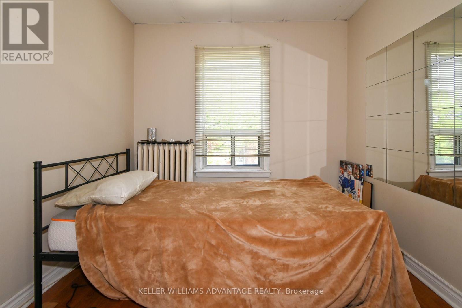 110-112 Dewhurst Boulevard, Toronto, Ontario  M4J 3J3 - Photo 14 - E13728506