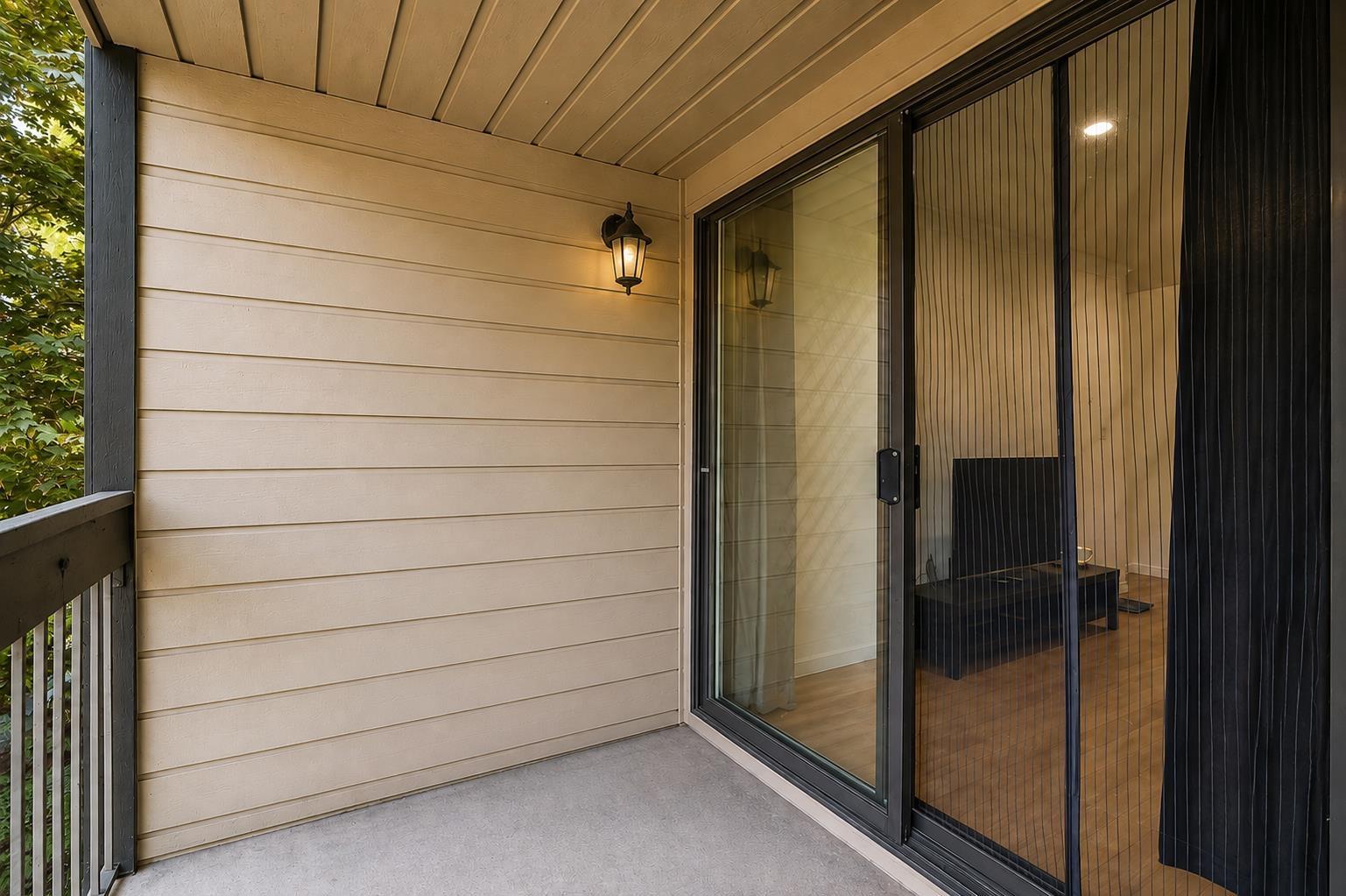201 10560 154 Street, Surrey, British Columbia  V3R 8A3 - Photo 14 - R3159877