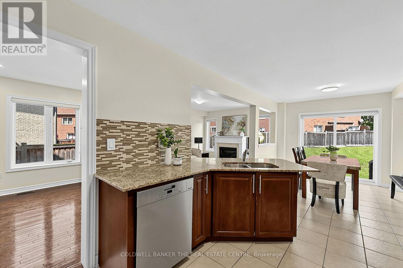 18 Herefordshire Crescent, Newmarket, Ontario  L9N 0B7 - Photo 19 - N13728542