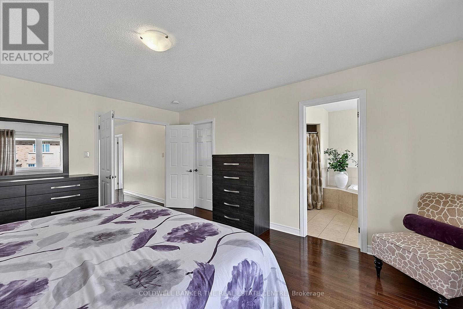 18 Herefordshire Crescent, Newmarket, Ontario  L9N 0B7 - Photo 23 - N13728542