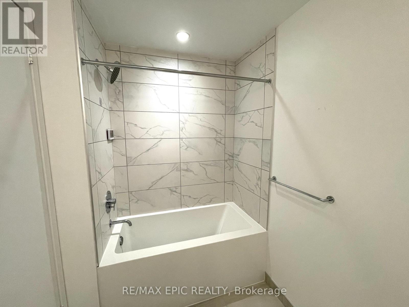 3311 - 898 Portgage Parkway, Vaughan, Ontario L4K 0J6 - Photo 19 - N13728604