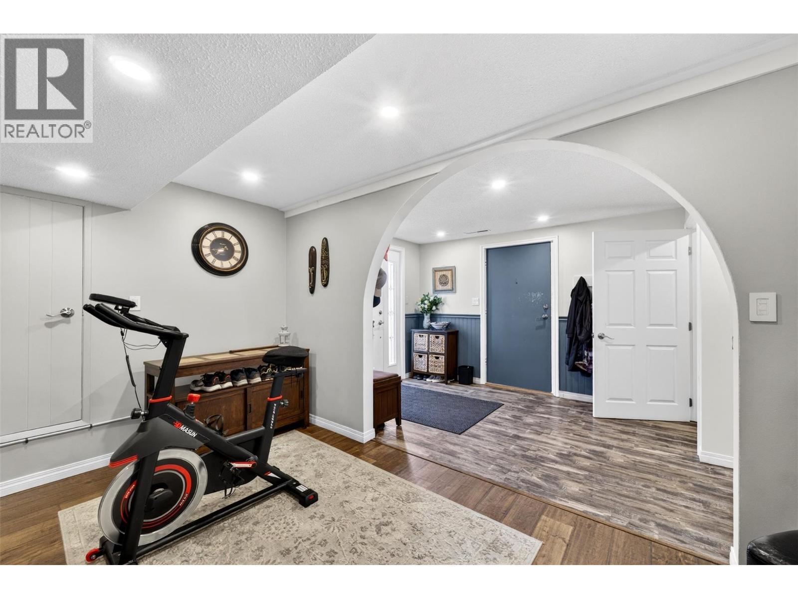 1050 8 Avenue Ne, Salmon Arm, British Columbia  V1E 4A4 - Photo 37 - 10390380