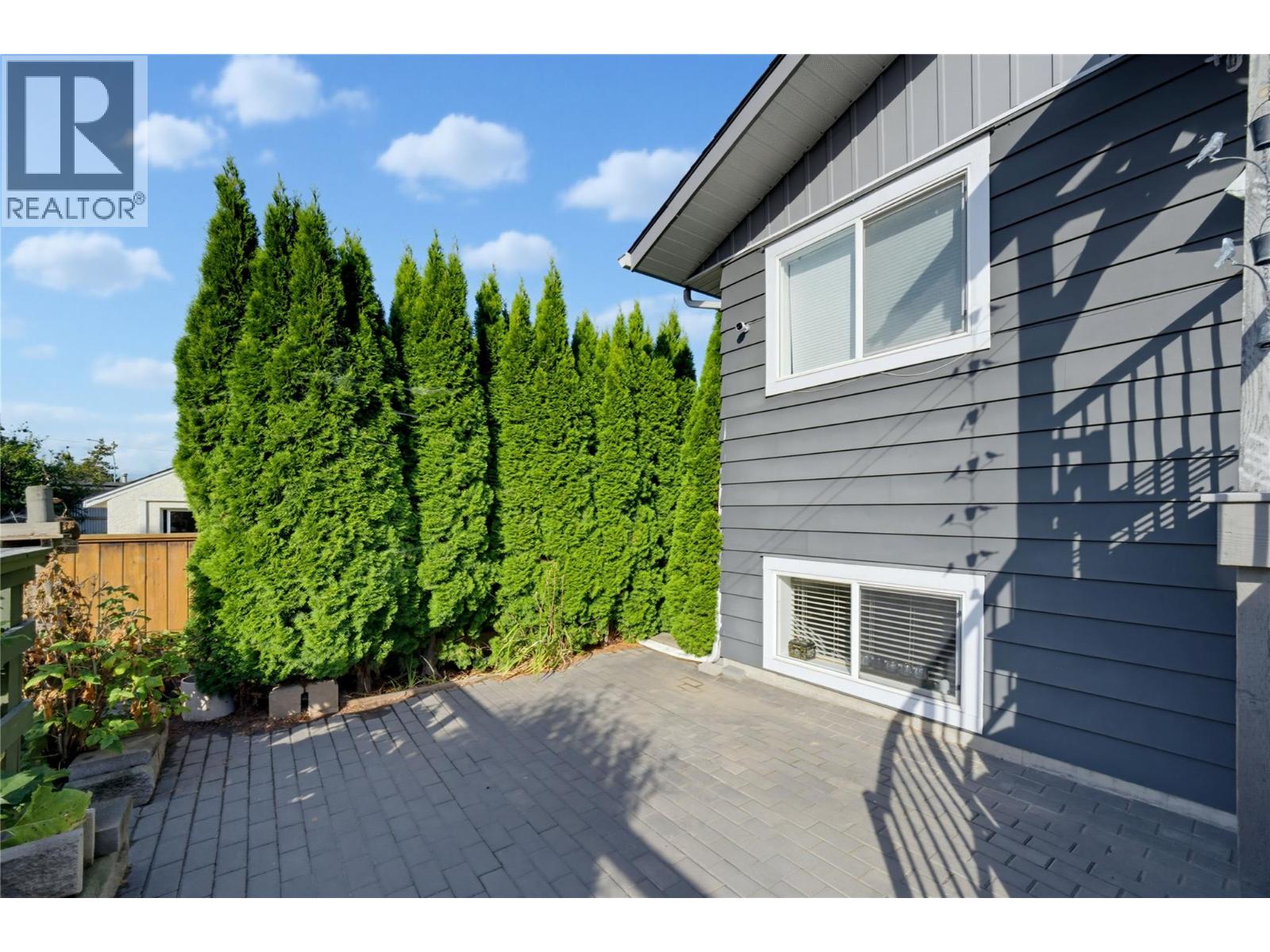 1050 8 Avenue Ne, Salmon Arm, British Columbia  V1E 4A4 - Photo 71 - 10390380