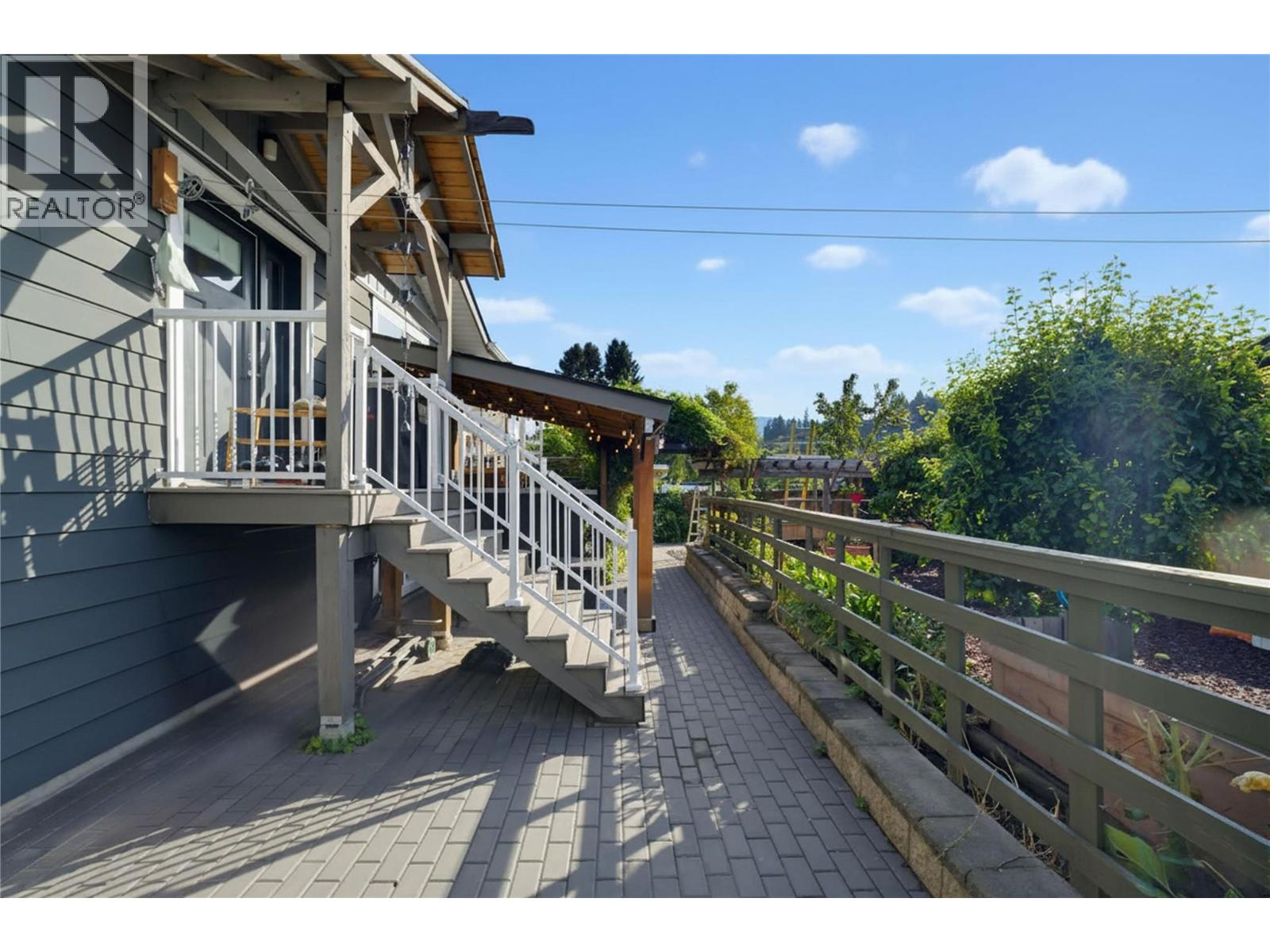 1050 8 Avenue Ne, Salmon Arm, British Columbia  V1E 4A4 - Photo 77 - 10390380
