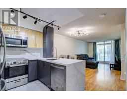 705 - 212 EGLINTON AVENUE, Toronto, Ontario