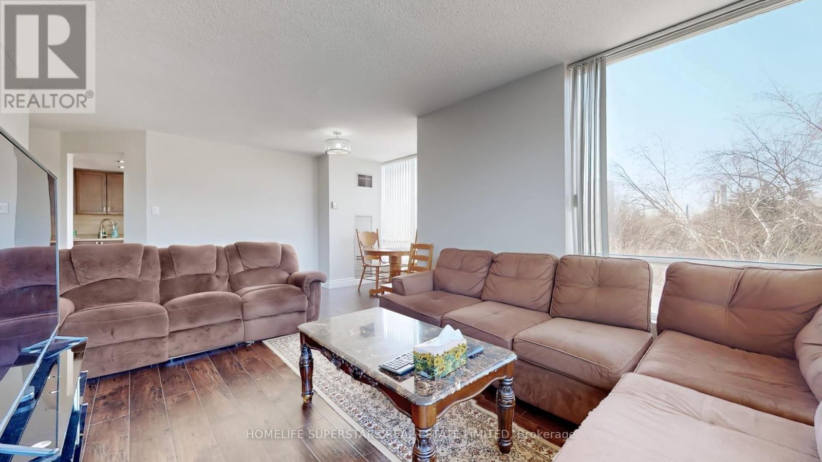 301 - 26 Hanover Road, Brampton, Ontario  L6S 4T2 - Photo 12 - W13728428