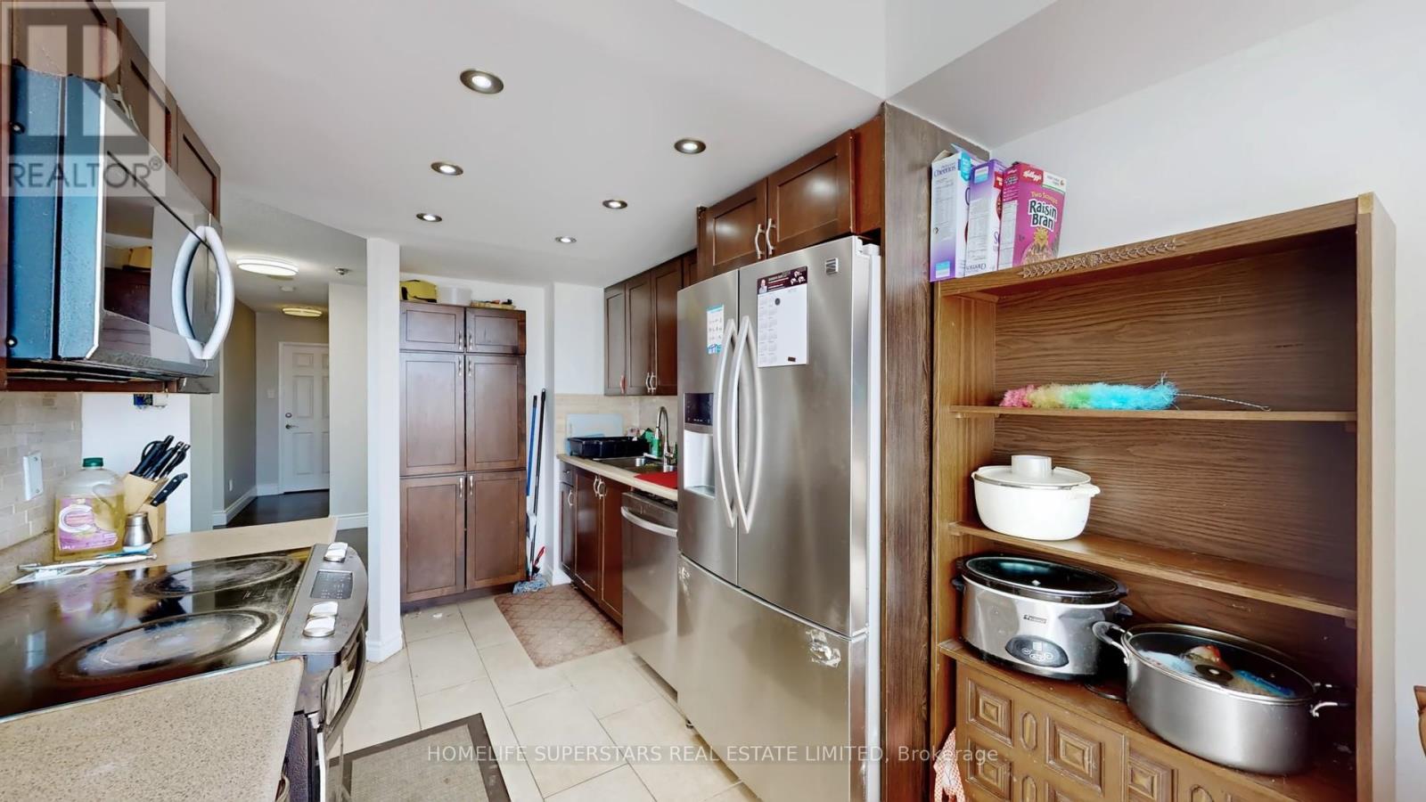 301 - 26 Hanover Road, Brampton, Ontario  L6S 4T2 - Photo 17 - W13728428