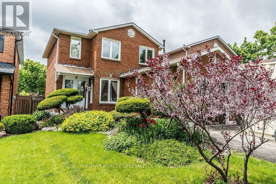 4674 Pemmican Trail, Mississauga, Ontario L4Z 2M4 - Photo 2 - W13728438