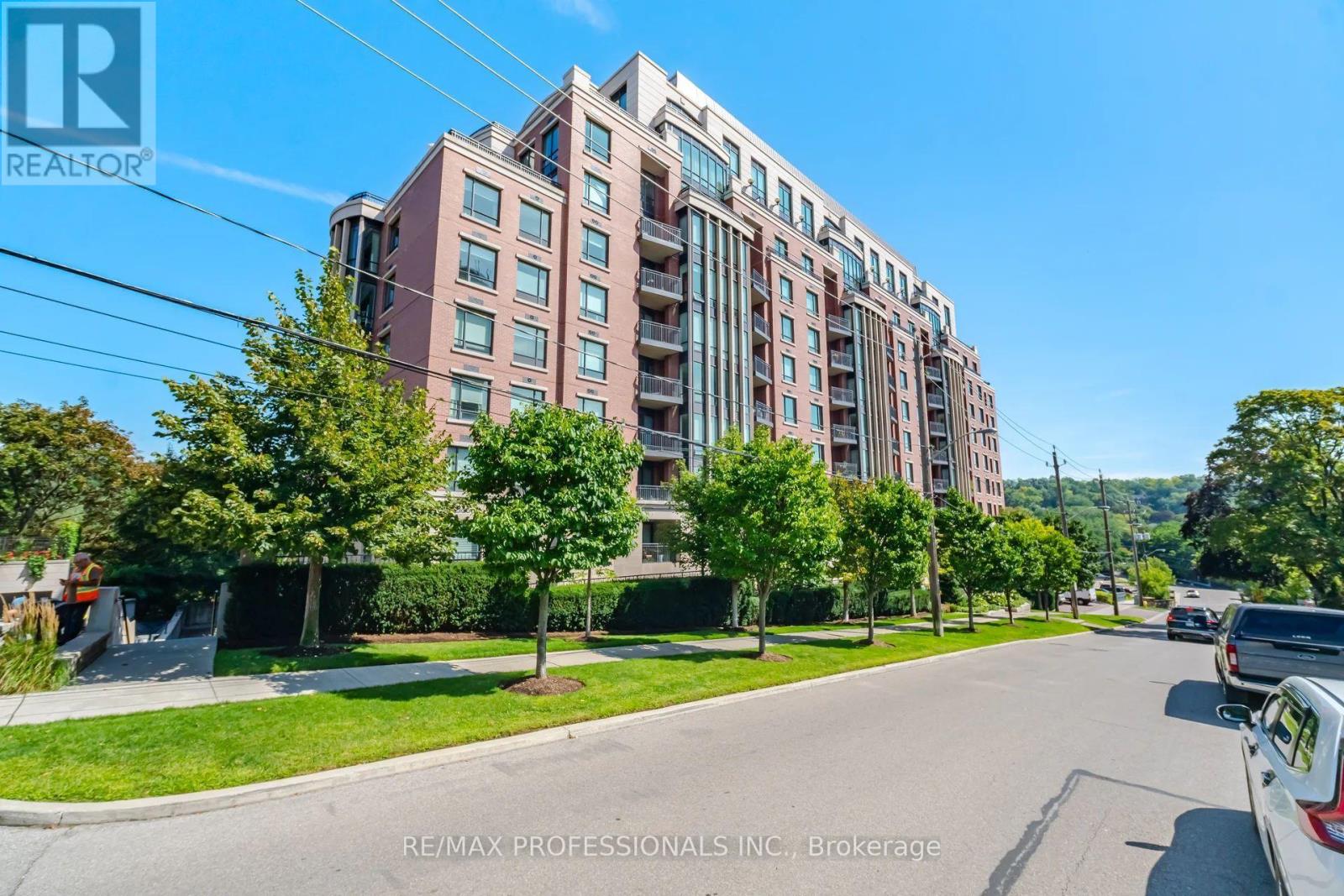 512 - 30 Old Mill Road, Toronto, Ontario  M8X 0A5 - Photo 1 - W13728448