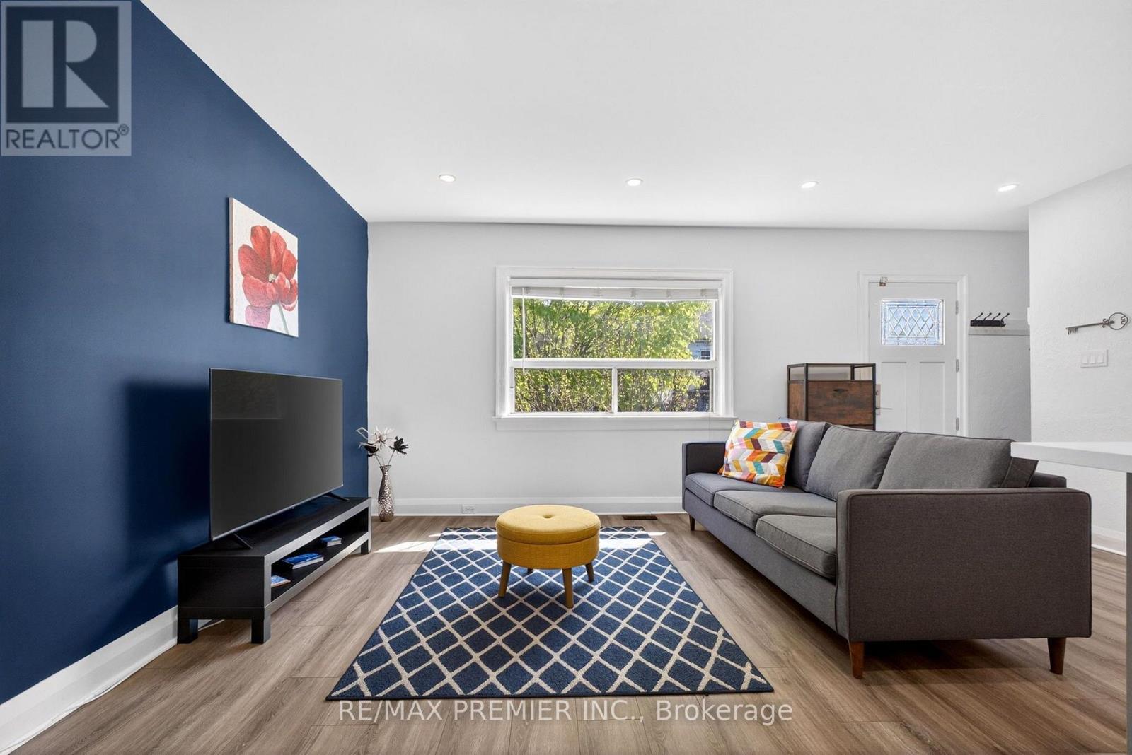 154 Fifth Street, Toronto, Ontario  M8V 2C7 - Photo 5 - W13728452