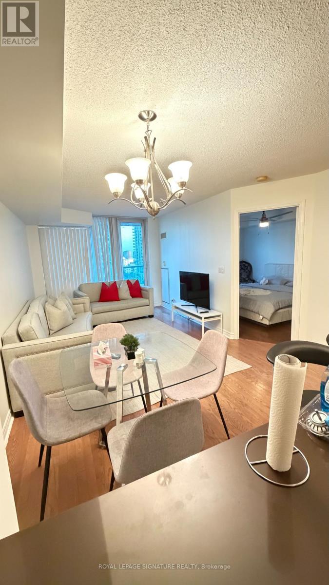 1203 - 1 Elm Drive, Mississauga, Ontario  L5B 3C2 - Photo 10 - W13728454