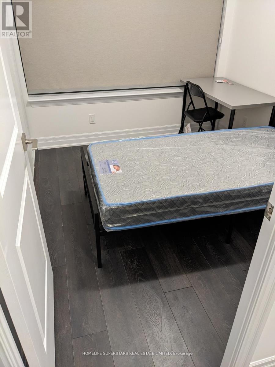 2110 - 30 Elm Drive W, Mississauga, Ontario L5B 0N6 - Photo 5 - W13728476
