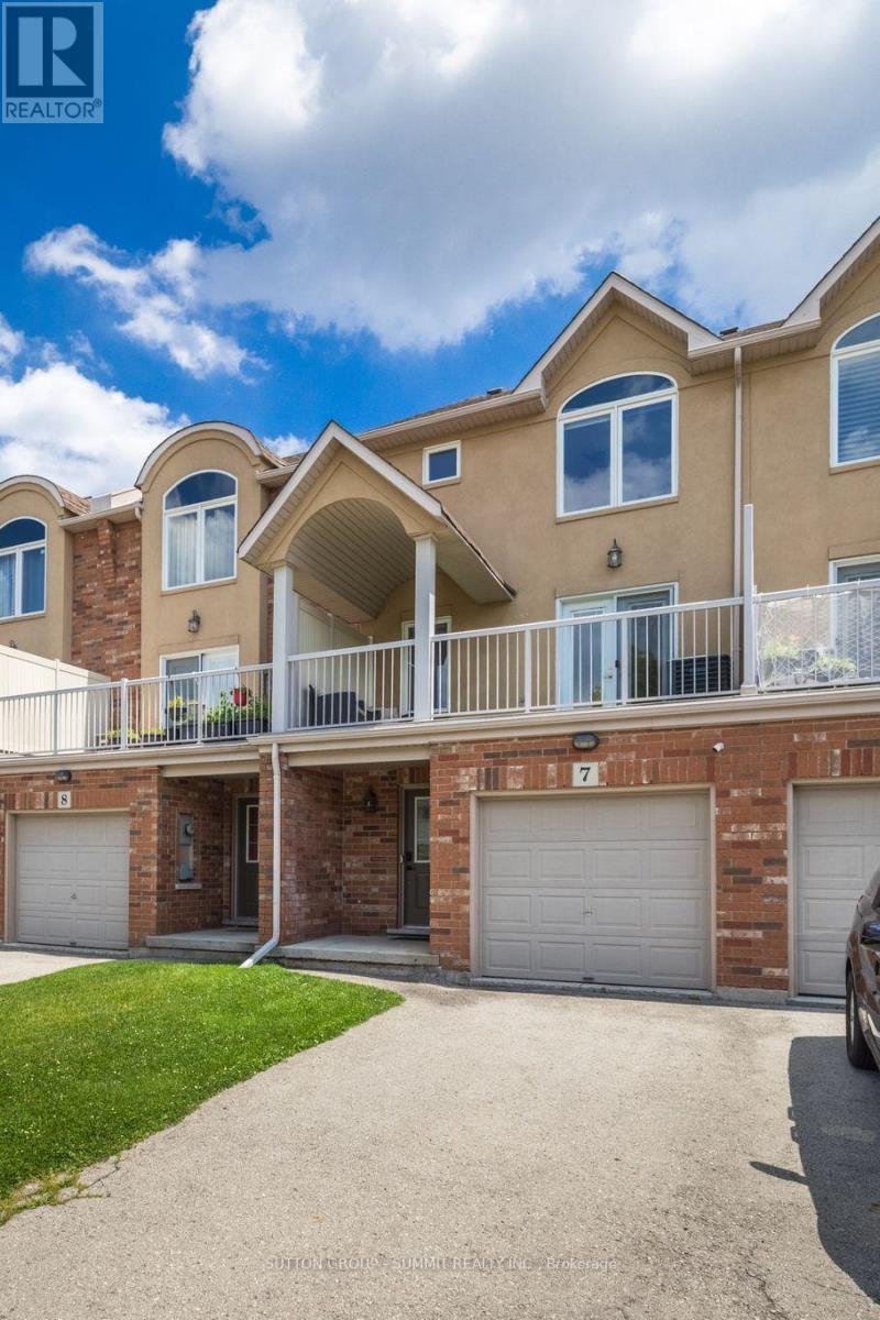 7 - 1253 Silvan Forest Drive, Burlington, Ontario  L7M 0B7 - Photo 2 - W13728484
