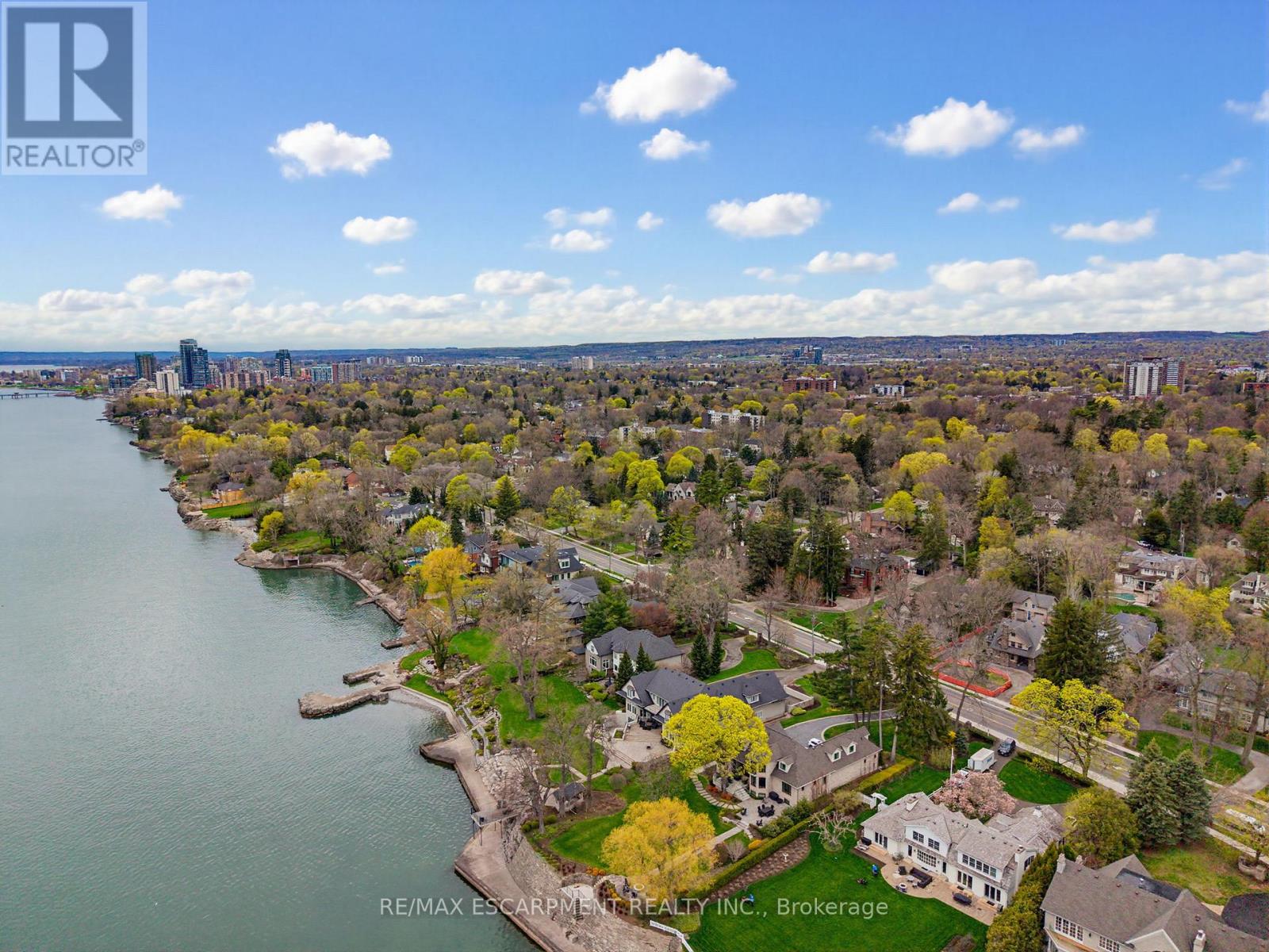 3083 Lakeshore Road, Burlington, Ontario  L7N 1A3 - Photo 49 - W13728492